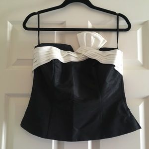 NWT White House Black Market Strapless Top